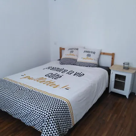 Semesterbostad Maison Au Calme 3 Chambres Rezé
